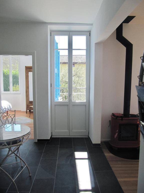 Ferienwohnung Ca' Dogana Vegia Pugerna Zimmer foto